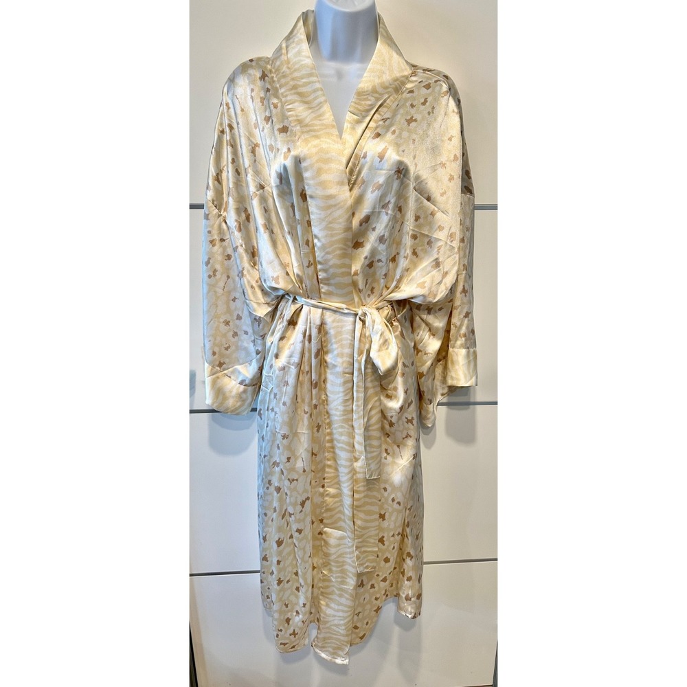 Show Me Your Mumu NWT Satin Robe OS Animal Print Lounge Duster - Picture 2 of 14